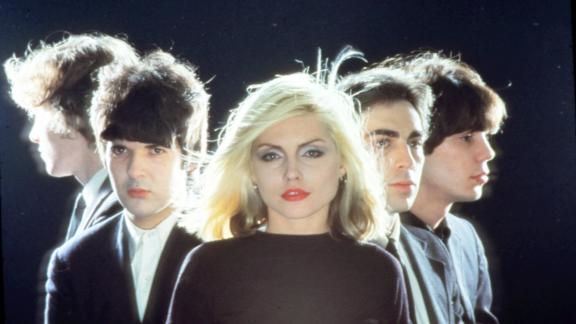 FUN, le nouveau titre décalé de BLONDIE