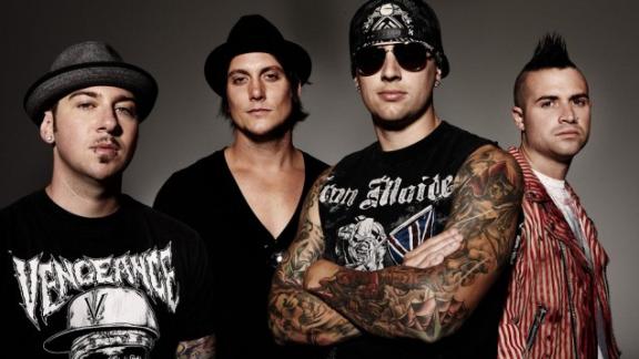 La tournée d'AVENGED SEVENFOLD endeuillée