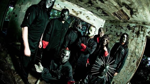 SLIPKNOT lève le voile sur la bande-annonce officielle de son DVD documentaire