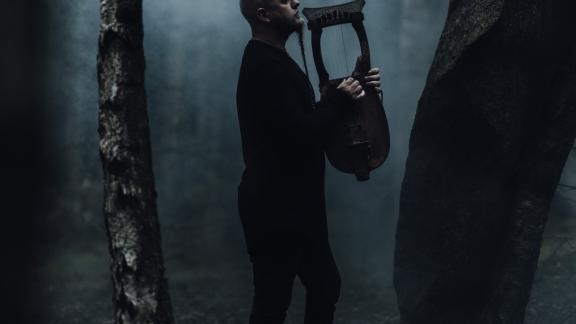 WARDRUNA, en hibernation dans sa tanière, sort le single Hibjørnen