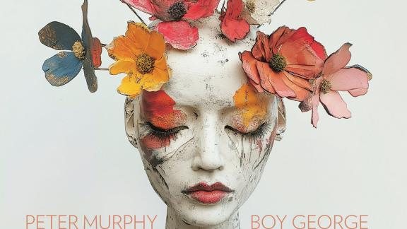 PETER MURPHY et BOY GEORGE collaborent le temps d'un titre